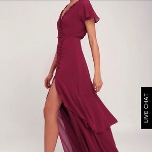 NEW MARKDOWN🎉 NWT Lulus Maxi Dress
